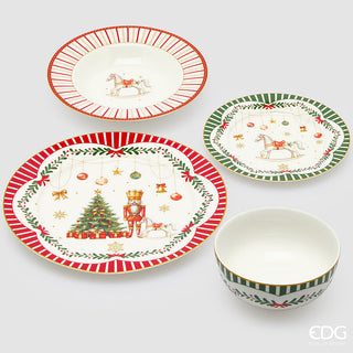set di piatti natalizi